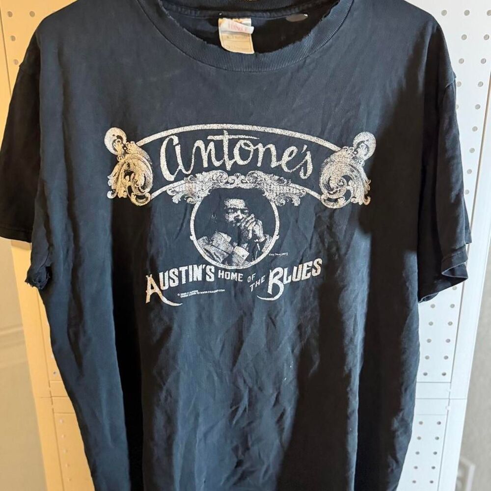 Vintage 2000 Antone’s Austin Home of the Blues T Shirt Distressed Black Tee